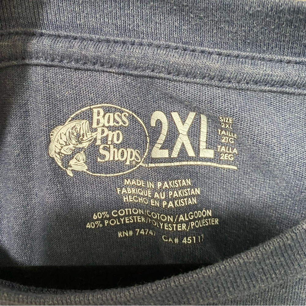 Bass Pro Men’s Size 2XL An American Tradition Blue Flag Shield Eagle Tee T-Shirt - Picture 3 of 6